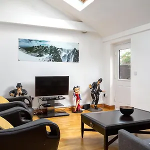 Curb - Fabulous Town House 5 Min Walk To Town Centre Cheltenham