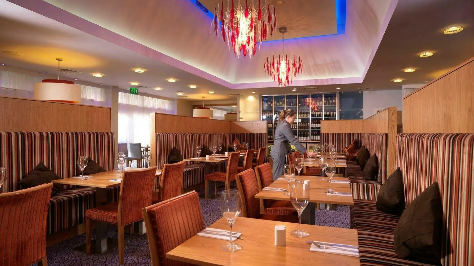 Leonardo Hotel Cheltenham 4*,